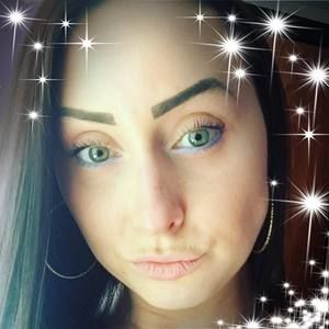 Meet your Posher, Raquel